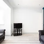 Fully Refurbished North Belfast Home 3